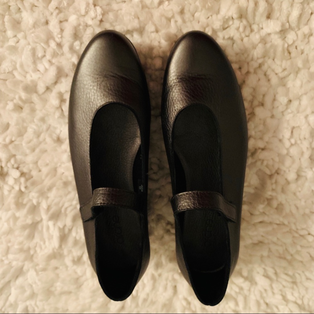 NWOT Arche Nordstrom shoes supportive chic